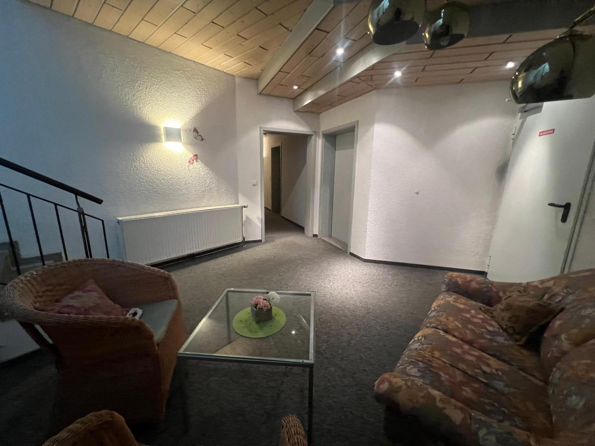 Hotel Cronberger Hof Ladenburg Buitenkant foto