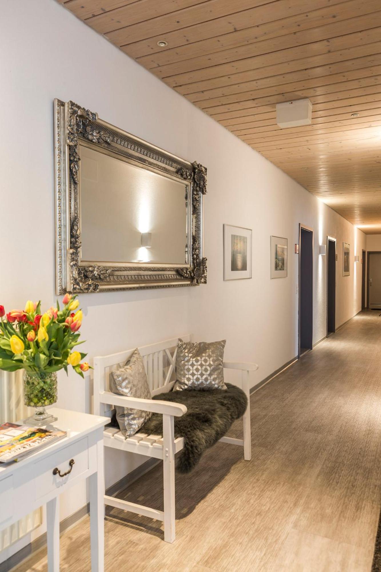 Hotel Cronberger Hof Ladenburg Buitenkant foto